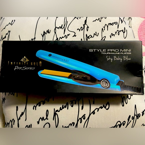 INFINITY GOLD / Style Pro Mini flat Iron - Picture 1 of 4